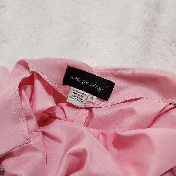 Ava Presley Light Pink Rhinestone Open-Back Prom Halter Dress Size 4 - Picture 7 of 12